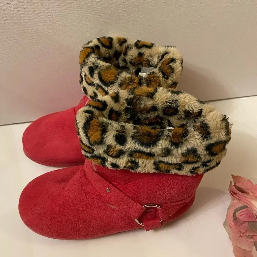 Sweet Girls winter Cheetah Print Boots Size  7-8